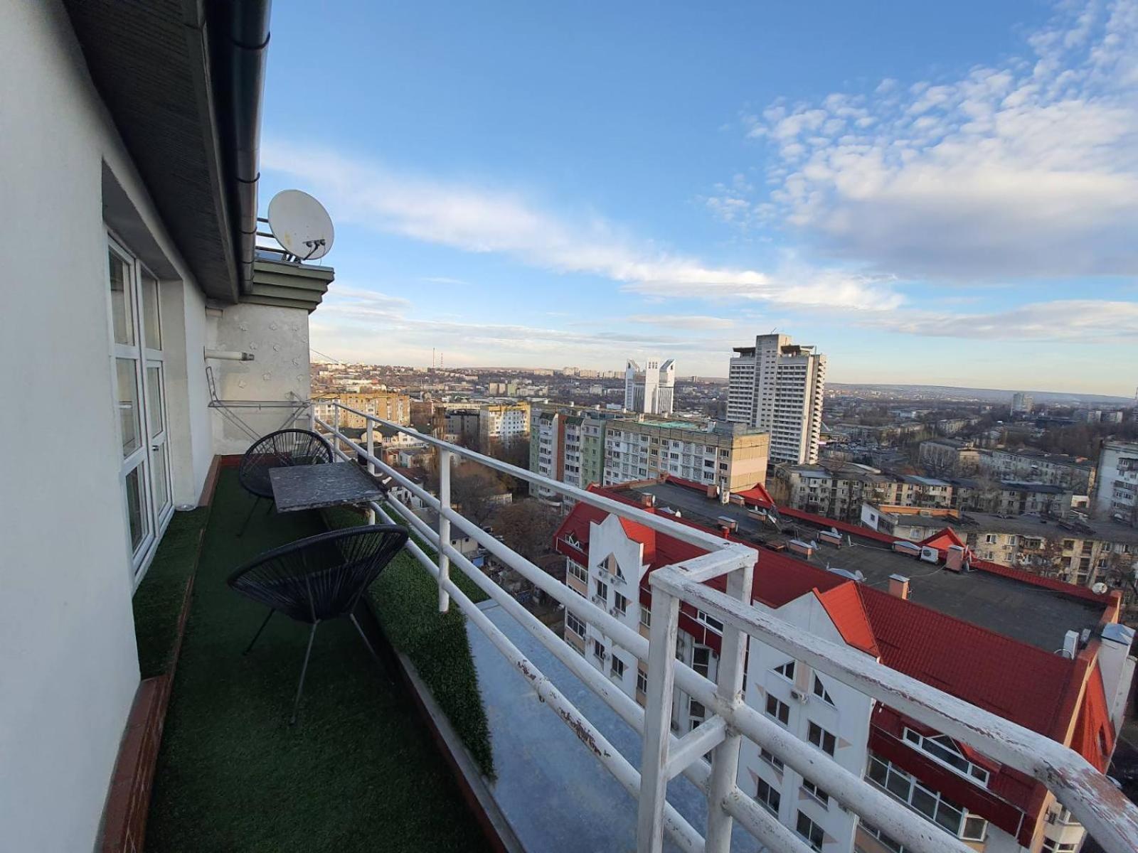 Apartment Penthouse キシナウ 部屋 写真